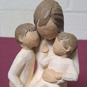 Willow Tree 2002 Quietly Figurine